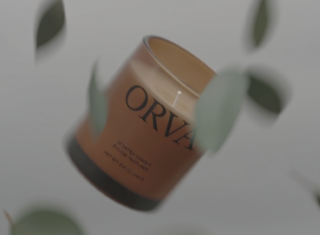 ORVA
SCENTED CANDLE
BOUGIE PARFUMÉE
NET WT. 8.5 OZ | 240 G
